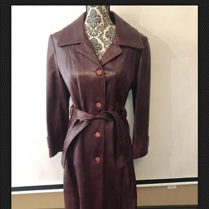 Vintage 70’s women’s wine berry leather coat